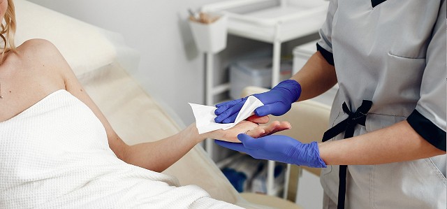 5 Razones para usar productos desechables en tratamientos de estética