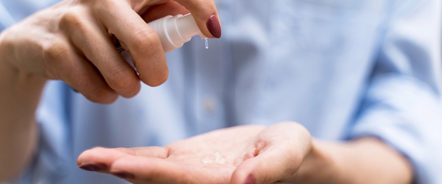 ¿El gel hidroalcohólico caduca? Cómo saber si sigue siendo eficaz